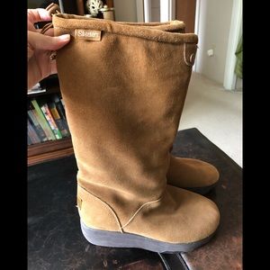 Sketchers lined boots- Tone ups Great Condition!